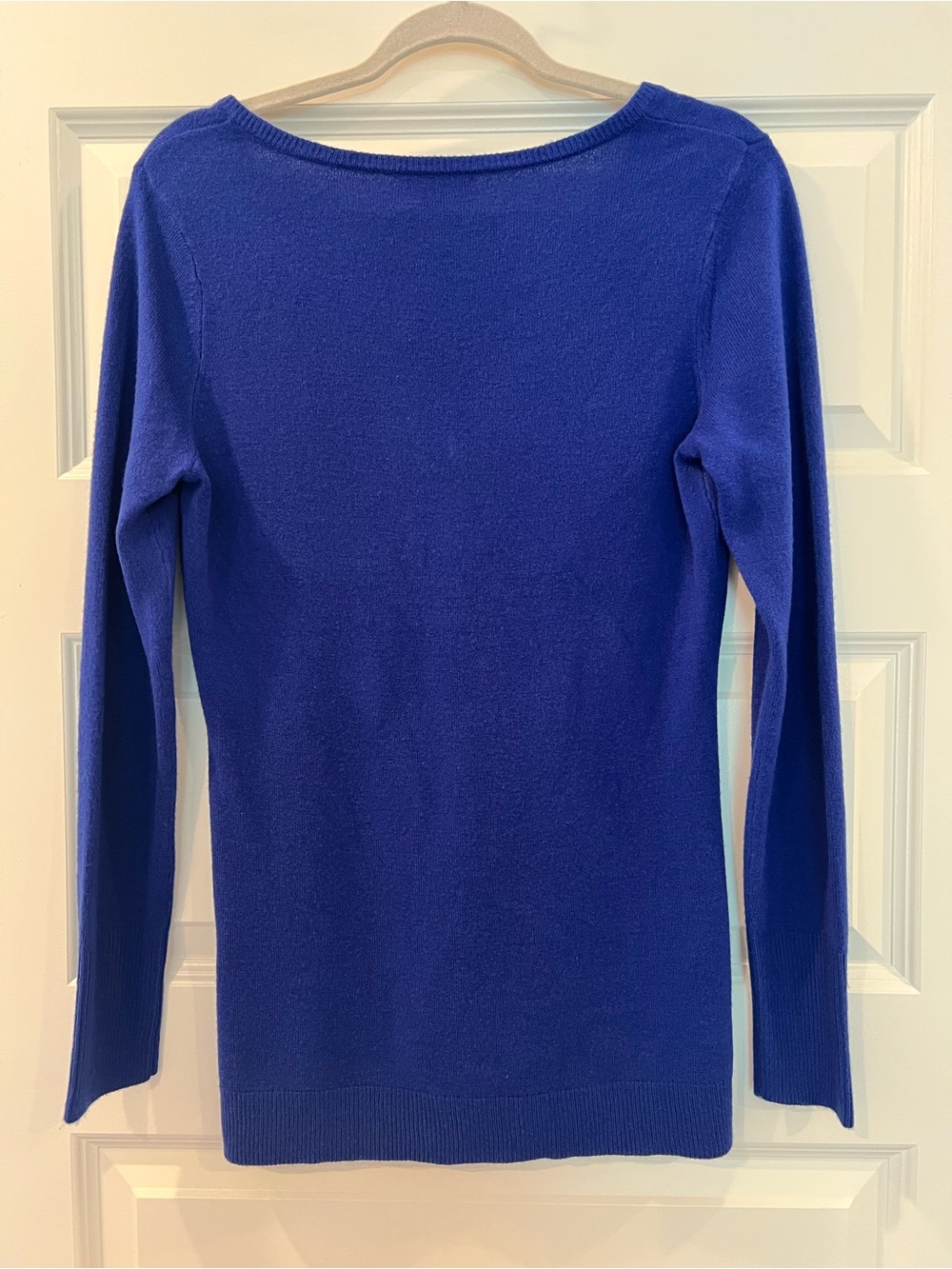 New York & Company Cobalt Blue V Neck Pullover Sweater Medium - Picture 4 of 10